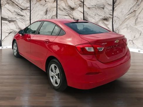Used 2016 Chevrolet Cruze LS FWD image 5