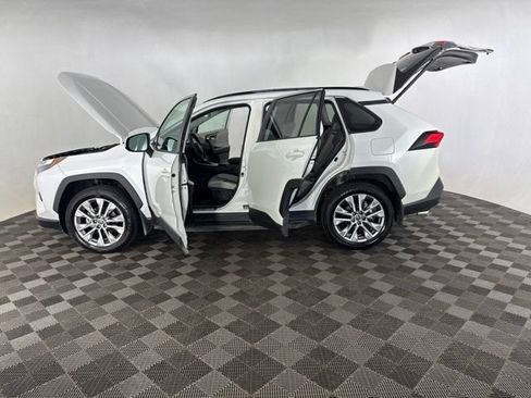 Used 2025 Toyota RAV4 XLE Premium w/ Weather Package AWD/4WD image 11