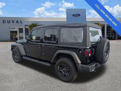 Used 2022 Jeep Wrangler Unlimited Sport AWD/4WD image 6