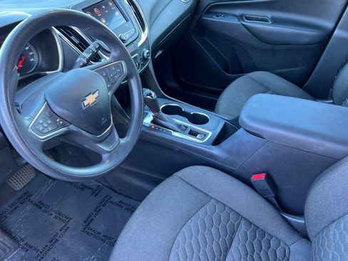 Used 2020 Chevrolet Equinox LT image 7