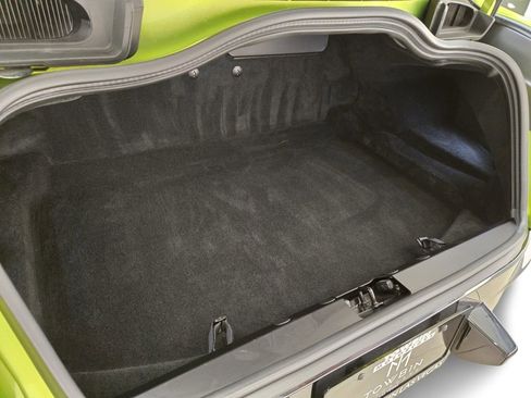 Used 2024 Aston Martin DB12 Coupe image 20