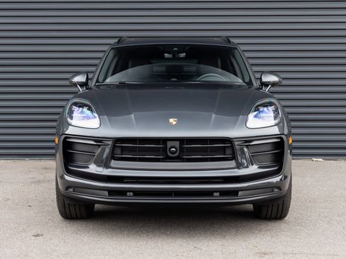 New 2026 Porsche Macan AWD/4WD image 7