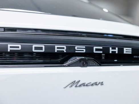 New 2025 Porsche Macan Electric image 22