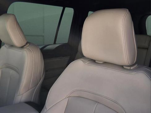 New 2026 Jeep Grand Cherokee Limited AWD/4WD image 17
