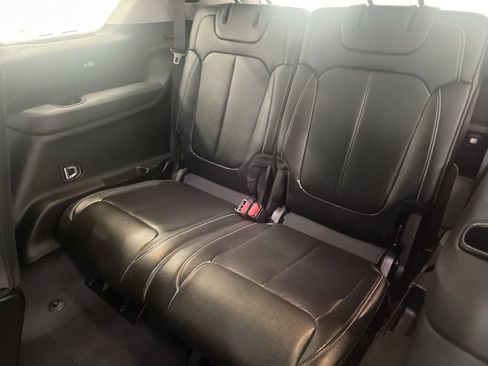 Used 2023 Jeep Grand Cherokee L Limited w/ Rear Seat Video Group I image 31