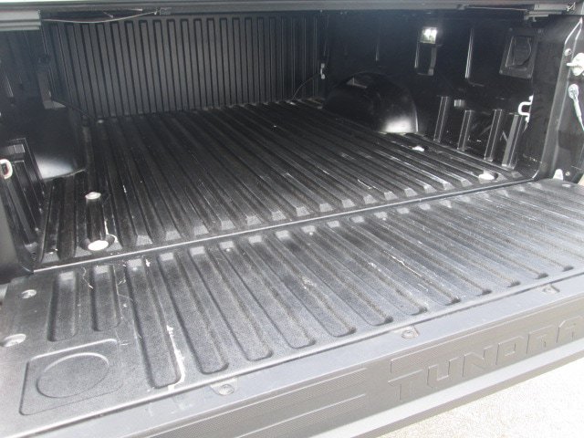 Used 2024 Toyota Tundra Limited AWD/4WD image 18