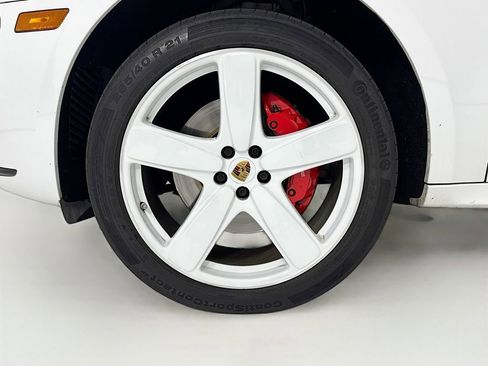 Certified 2016 Porsche Macan Turbo image 11