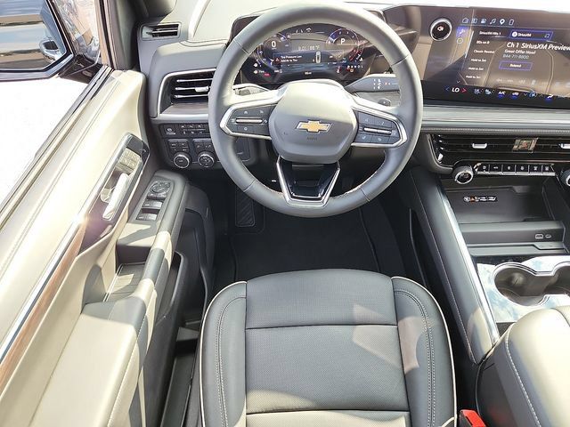Used 2026 Chevrolet Tahoe Premier AWD/4WD image 14