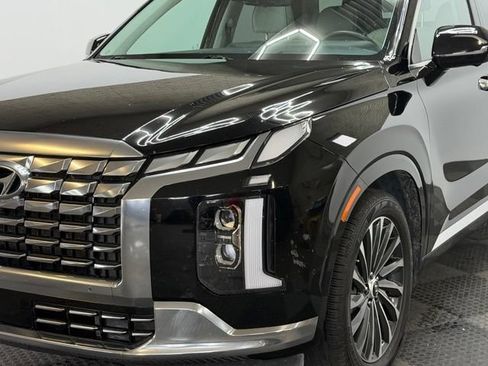Used 2023 Hyundai Palisade Calligraphy w/ Cargo Package FWD image 7