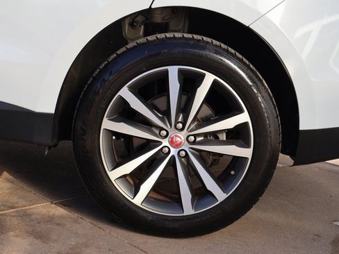 Used 2017 Jaguar F-PACE Prestige image 41