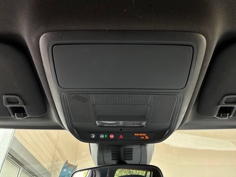 Used 2025 Chevrolet Equinox LT FWD image 15