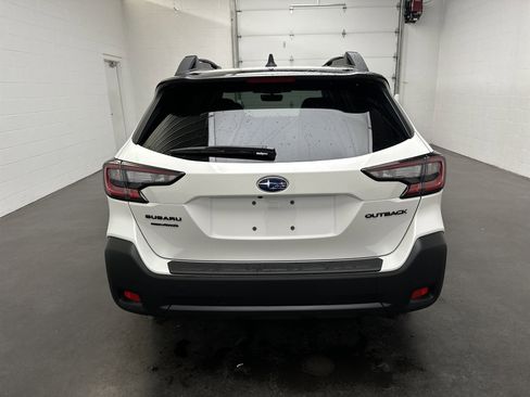 New 2025 Subaru Outback Onyx Edition image 7