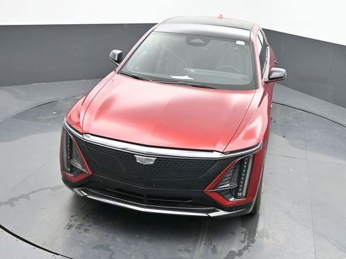 New 2025 Cadillac Lyriq Sport image 29