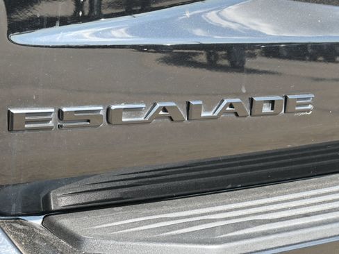 Certified 2023 Cadillac Escalade Sport AWD/4WD image 19