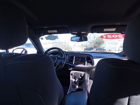 Used 2021 Dodge Challenger SXT w/ Blacktop Package image 13