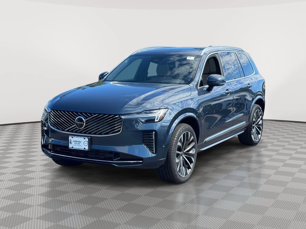 Used 2026 Volvo XC90 B6 Plus w/ Protection Package Premier AWD/4WD image 2