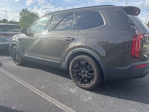 Used 2021 Kia Telluride SX w/ Nightfall Edition Package AWD/4WD image 10