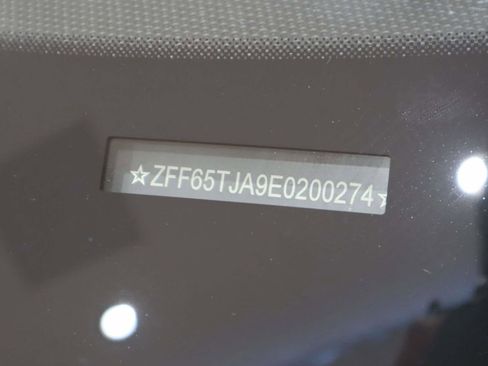 Used 2014 Ferrari California RWD image 38