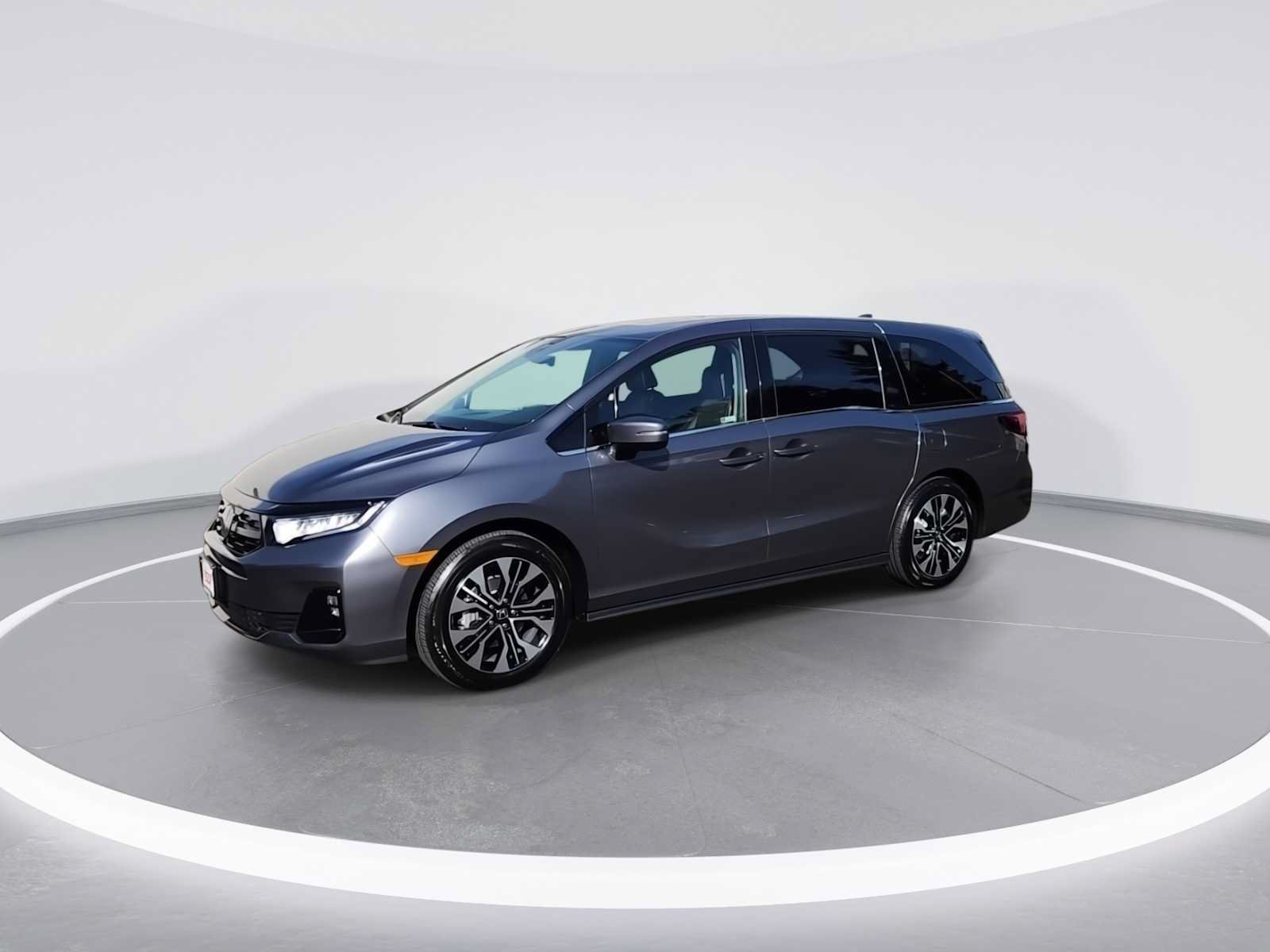 Used 2026 Honda Odyssey Elite image 4