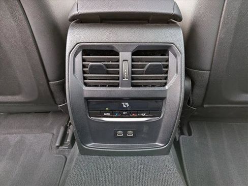 Used 2025 BMW 330i xDrive Sedan image 19