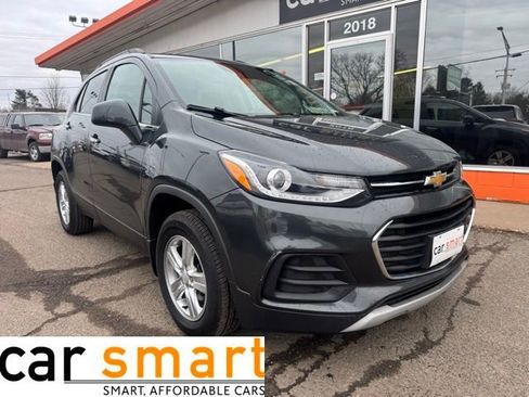 Used 2018 Chevrolet Trax LT w/ Sun & Sound Package image 1