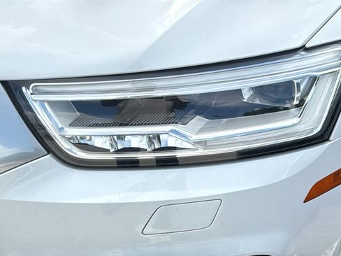 Used 2018 Audi Q3 2.0T Premium Plus FWD image 6