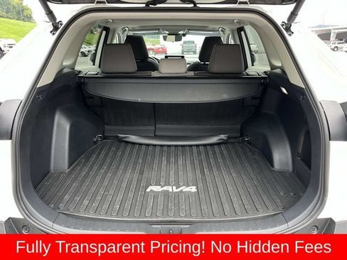Used 2025 Toyota RAV4 XLE w/ Convenience Package AWD/4WD image 19