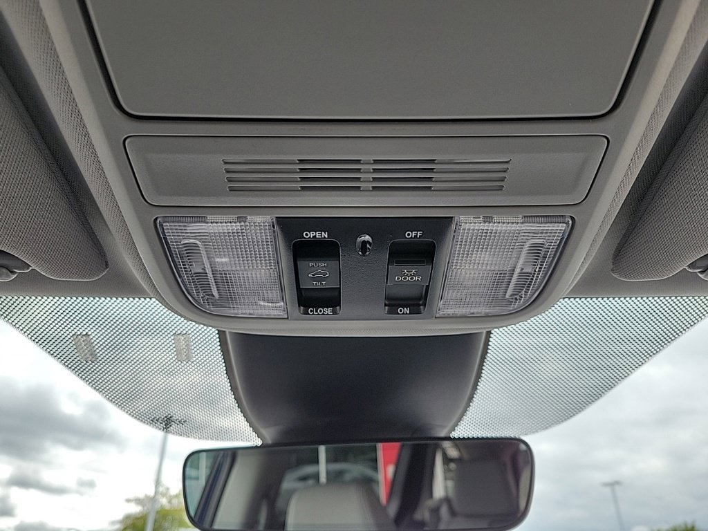Used 2022 Honda Odyssey EX-L image 36