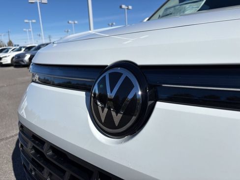 New 2026 Volkswagen Tiguan S image 9