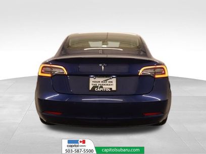 Used 2019 Tesla Model 3 Mid Range