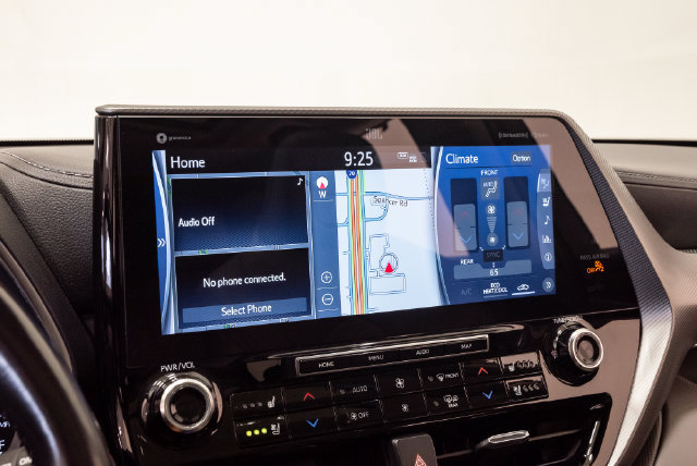 Used 2021 Toyota Highlander Platinum AWD/4WD image 17