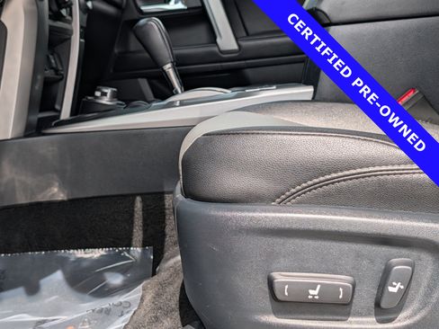 Used 2022 Toyota 4Runner SR5 Premium w/ Moonroof Package AWD/4WD image 22