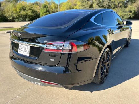 Used 2014 Tesla Model S 85 image 6