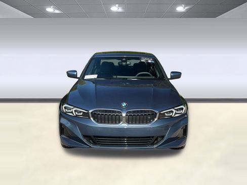 Certified 2025 BMW 330i Sedan RWD image 6