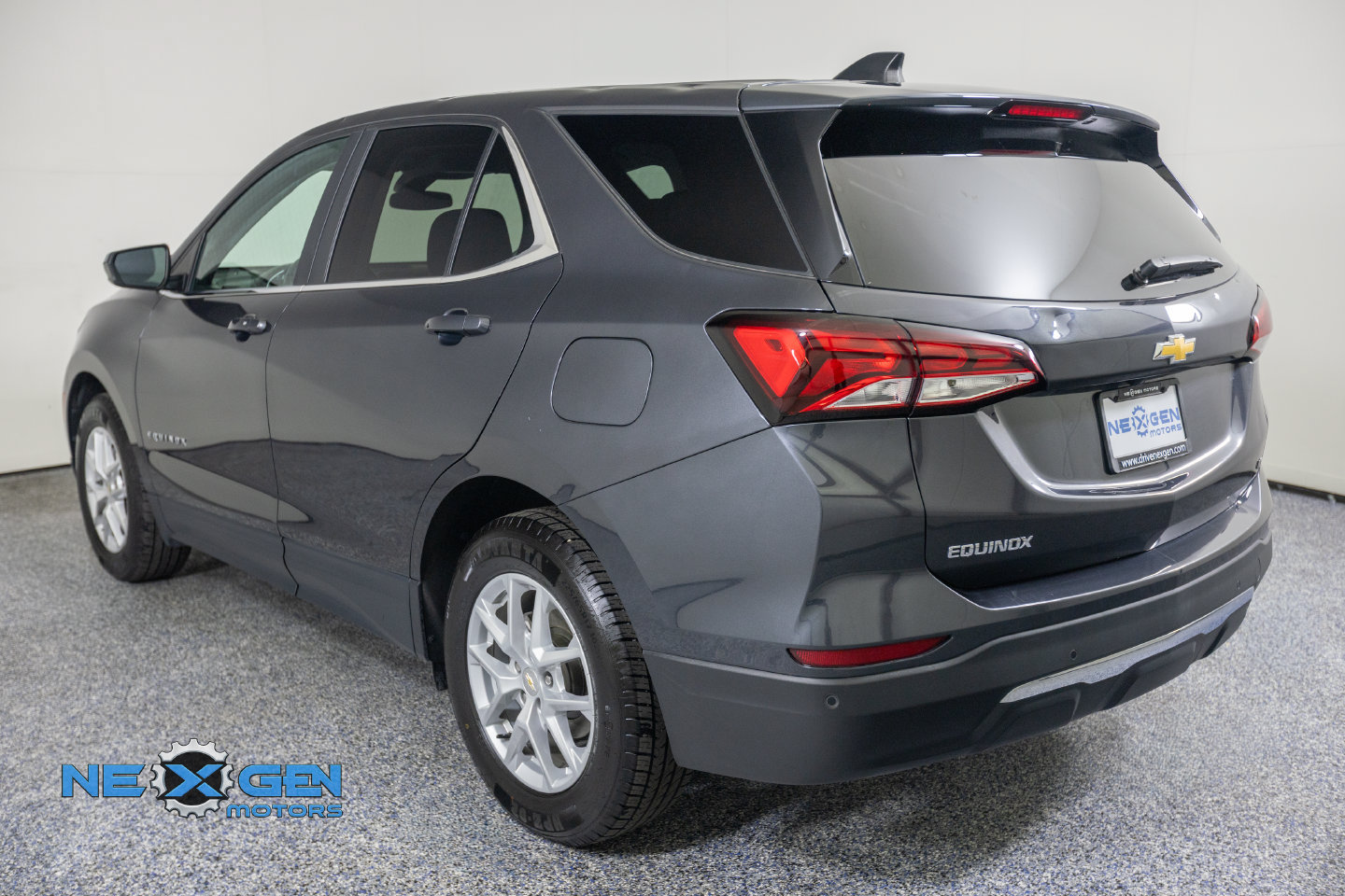 Used 2022 Chevrolet Equinox LT FWD image 6