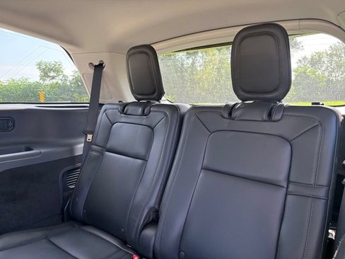Used 2026 Lincoln Aviator Reserve w/ Luxury Package AWD/4WD image 25