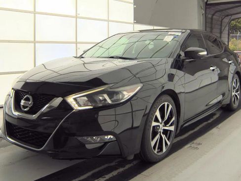 Used 2018 Nissan Maxima Platinum FWD image 4