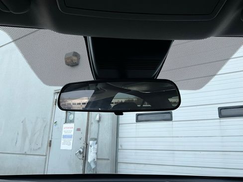 Used 2025 Nissan Altima 2.5 SV image 18