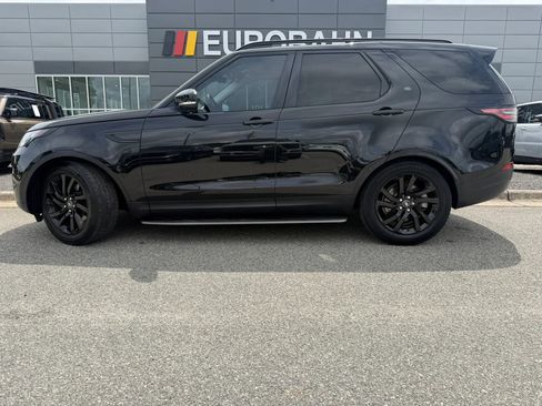 Used 2017 Land Rover Discovery HSE Luxury AWD/4WD image 2