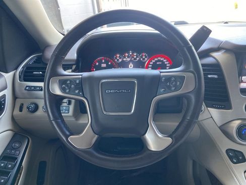Used 2016 GMC Yukon XL Denali w/ Open Road Package AWD/4WD image 21