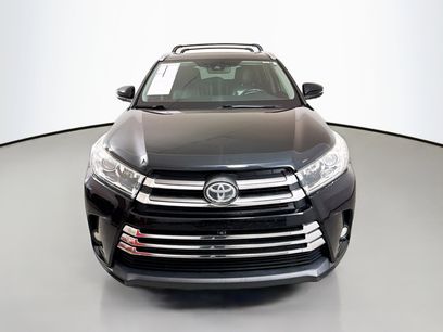 Used 2017 Toyota Highlander Limited Platinum