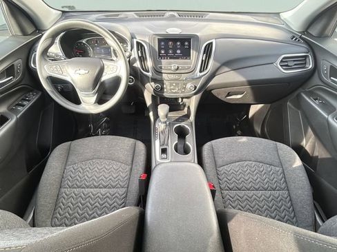 Used 2022 Chevrolet Equinox LT image 32