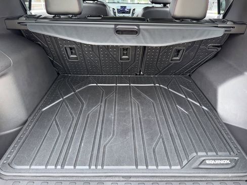 Used 2022 Chevrolet Equinox RS w/ RS Leather Package image 24