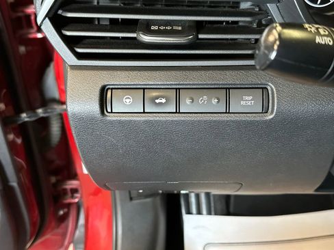 Used 2019 Nissan Altima 2.5 SV FWD image 18