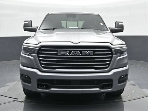 Used 2025 RAM 1500 Laramie AWD/4WD image 9