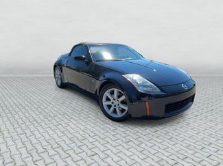 Used 2005 Nissan 350Z Enthusiast w/ (S02) Side Air Bags Pkg RWD video 2