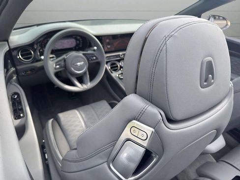 New 2026 Bentley Continental GTC AWD/4WD image 41