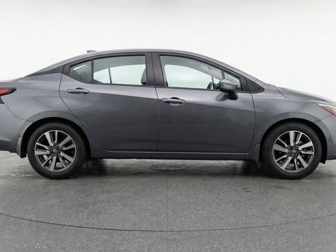 Used 2025 Nissan Versa SV image 11