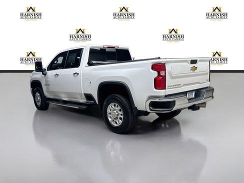 Used 2022 Chevrolet Silverado 3500 LTZ w/ LTZ Convenience Package AWD/4WD image 8
