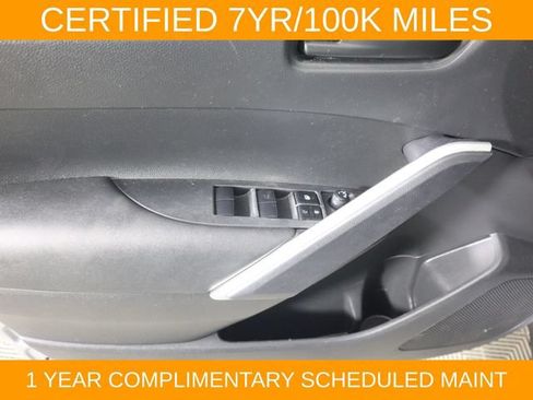 Used 2023 Toyota Corolla Cross AWD Hybrid image 23